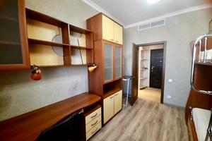 квартира за адресою Перлинна вул., 5
