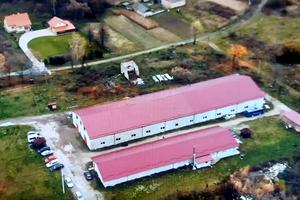 комерційна за адресою Центральна, 12
