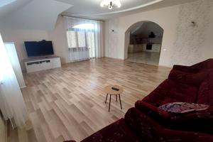 будинок за адресою Загірна