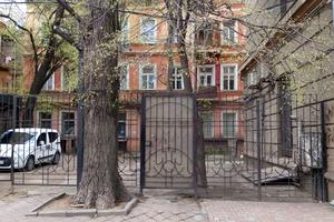 комерційна за адресою Преображенська вул., 57