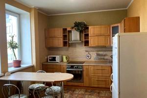 квартира за адресою Миколи Бажана просп., 10