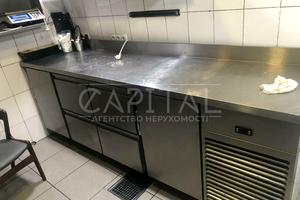 комерційна за адресою Басейна вул., 2