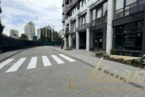 комерційна за адресою Мокра вул. (Кудряшова), 8-Б