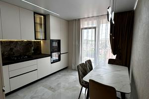 квартира за адресою Юліана Пелеша вул., 3