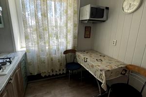 квартира за адресою Кирила Синельникова вул., 7