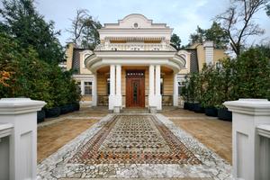 будинок за адресою Богдана Хмельницкого вул.