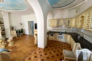 квартира за адресою Футуристів пров., 8