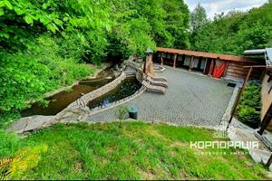комерційна за адресою Центральна, 10