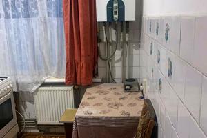 квартира за адресою Гната Хоткевича вул., 75
