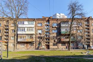комерційна за адресою Максима Токарева вул. (Вузівська), 4