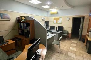 комерційна за адресою Володимира Івасюка просп. (Героїв Сталінграду), 6-Б