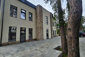 комерційна за адресою Мрії вул., 15