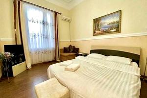 квартира за адресою Центральна вул., 1