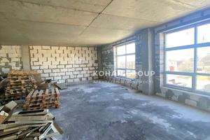 коммерческая по адресу Молодіжна ул., 15/1