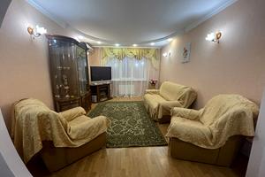 квартира за адресою Запорізька вул., 4