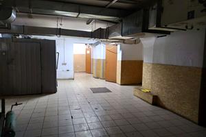 коммерческая по адресу Лесі Українки ул., 14