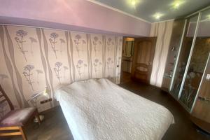 квартира за адресою с. Котляри (Комунар), Миру, 8