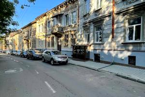 квартира за адресою Якова Остряниці вул., 8