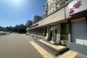 комерційна за адресою Наукова вул., 67