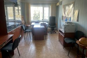 комерційна за адресою Свободи просп., 45