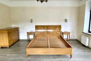 коммерческая по адресу Конча Заспа, 1