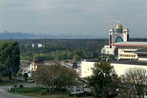 комерційна за адресою Раїси Окіпної вул., 4
