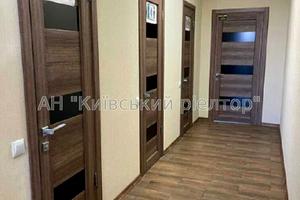 комерційна за адресою Гайова вул., 3