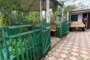 дом по адресу п. Усатово, шкільний провулок