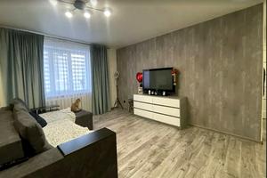квартира за адресою Дмитра Білоконя вул. (Баженова), 32