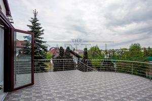 будинок за адресою Центральна