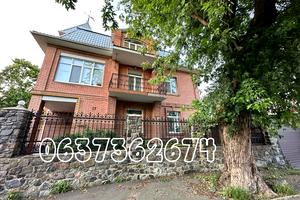 будинок за адресою Київ, Всеволода Петріва вул. (Кирпоноса), 17