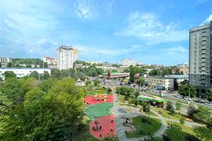 квартира по адресу Шкільна ул., 42