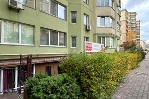 комерційна за адресою Боголюбова вул., 16
