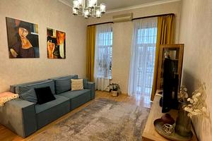 квартира за адресою Дмитра Яворницького просп. (Карла Маркса), 41