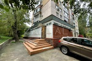 комерційна за адресою Київ, Карела Чапека вул. (Юліуса Фучика), 15