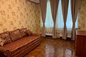 квартира за адресою Печерський узвіз, 19