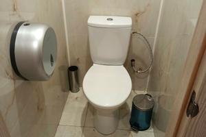 комерційна за адресою Вишгородська вул., 38