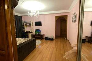 квартира за адресою Поштова вул. (Горького), 69