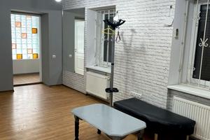 комерційна за адресою Старокозацька вул. (Комсомольська), 56