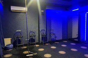 комерційна за адресою Дмитра Яворницького вул., 8