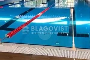 комерційна за адресою Деміївська вул., 31