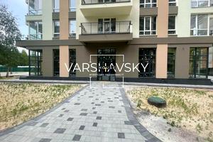 комерційна за адресою Соборна вул., 25