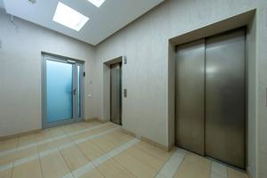 комерційна за адресою Велика Васильківська вул. (Червоноармійська), 77а
