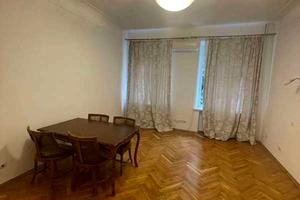 квартира за адресою Академіка Богомольця вул., 7/14