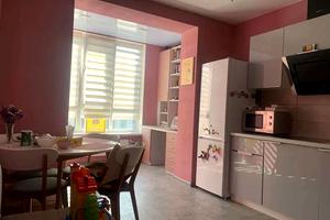 квартира за адресою Райдужна вул., 98