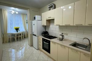квартира за адресою Боголюбова вул., 36