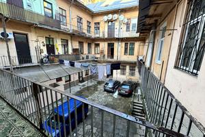 квартира за адресою Князя Романа вул. (), 11