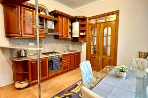 квартира за адресою Якова Остряниці вул., 16