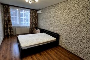 квартира за адресою Родини Крістерів вул., 18/6