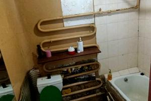 дом по адресу Воздвиженский спуск (Ватутіна)